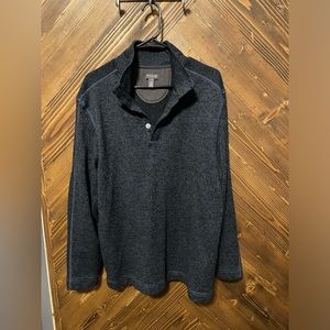 Men’s navy blue quarter button down sweater. Size XL. Brand Van Heusen